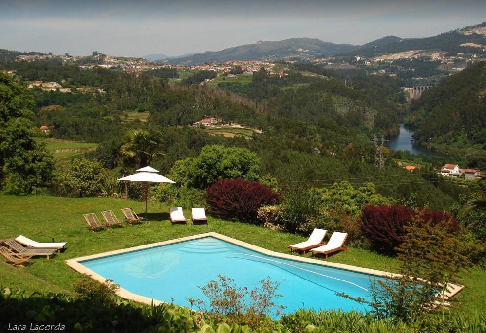 Quinta De Abol De Baixo 호텔 Entre-os-Rios 외부 사진