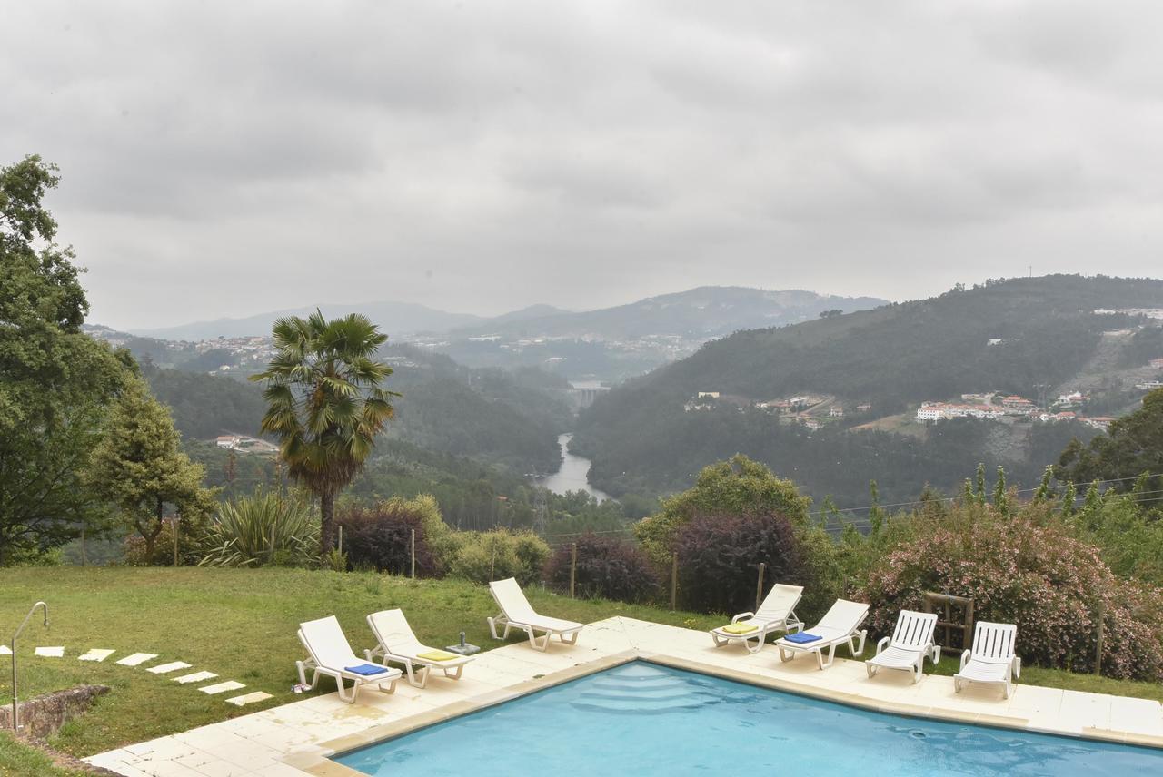 Quinta De Abol De Baixo 호텔 Entre-os-Rios 외부 사진